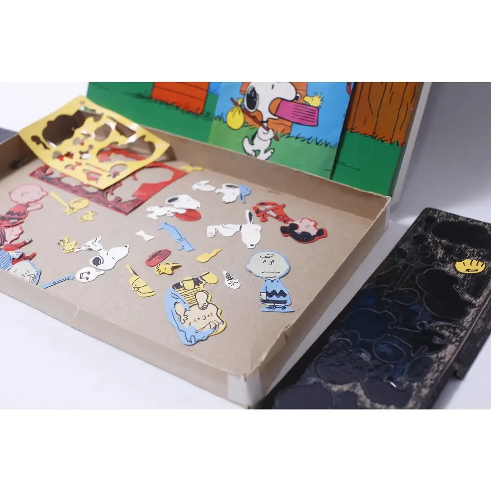 Colorforms form accessories
